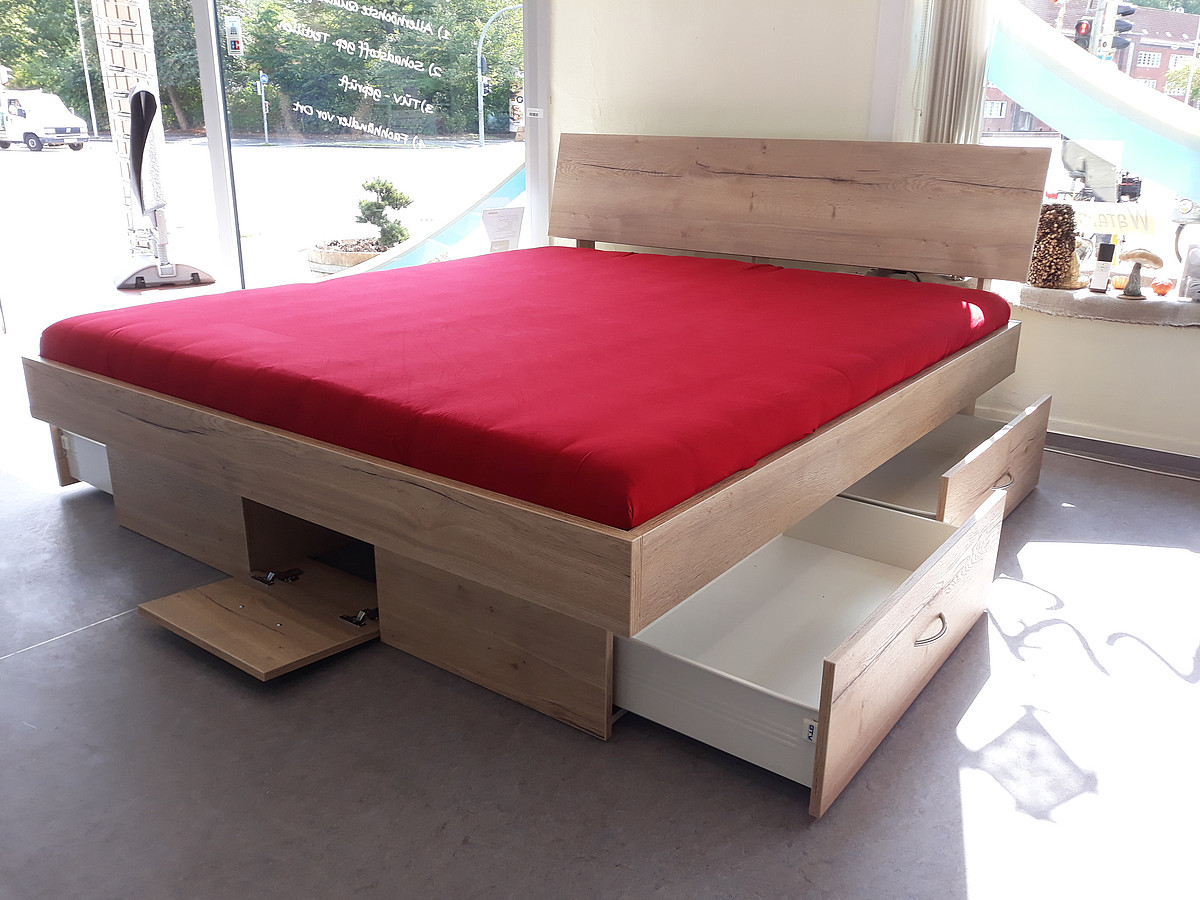 Betten mit Schubladen